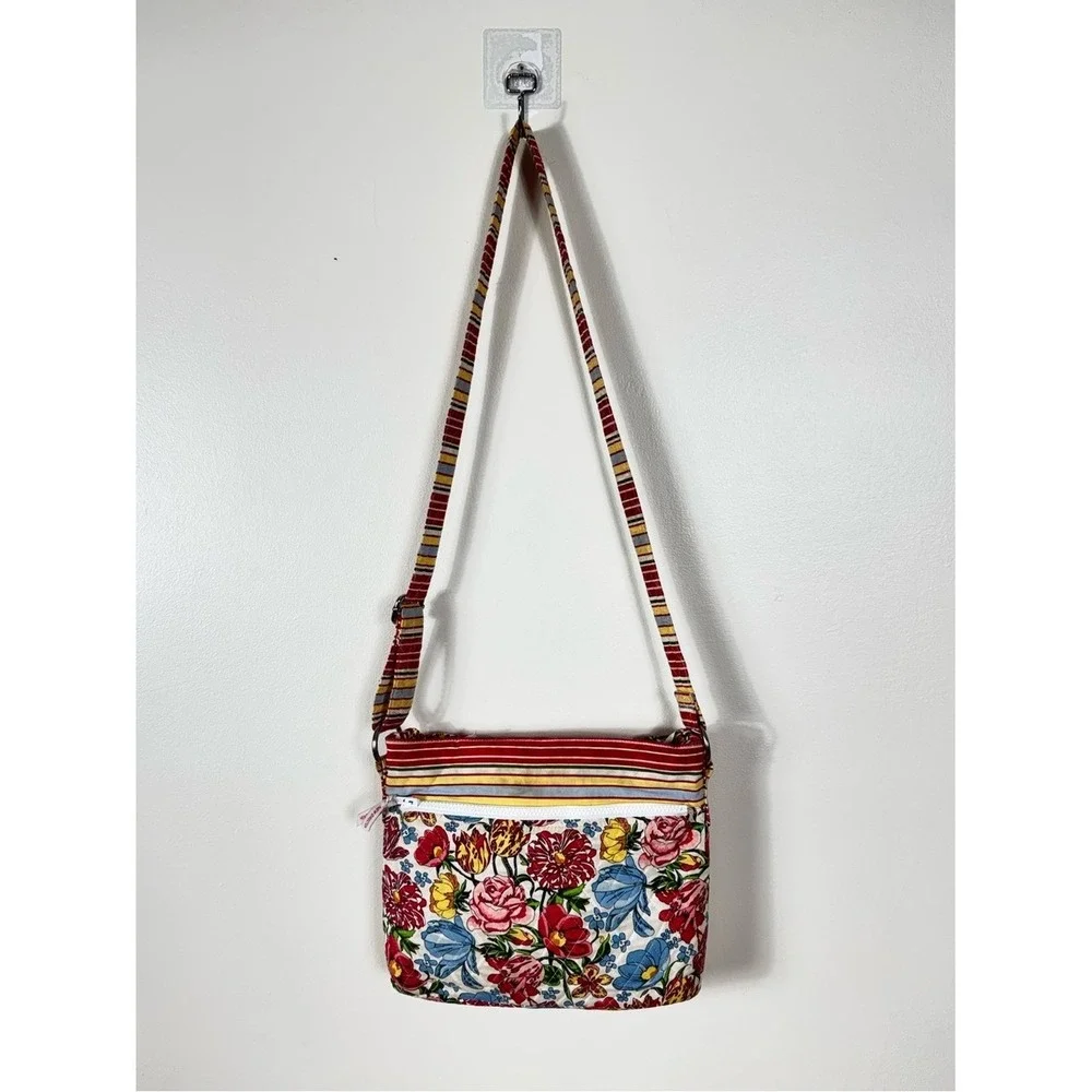 Womens Floral Crossbody Bag Purse Bohemian Cottage Prairie Quilted